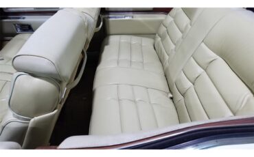 Cadillac-Eldorado-1976-Beige-Beige-15