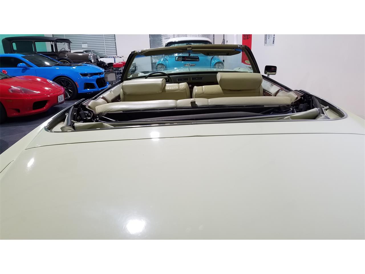 Cadillac-Eldorado-1976-Beige-Beige-20