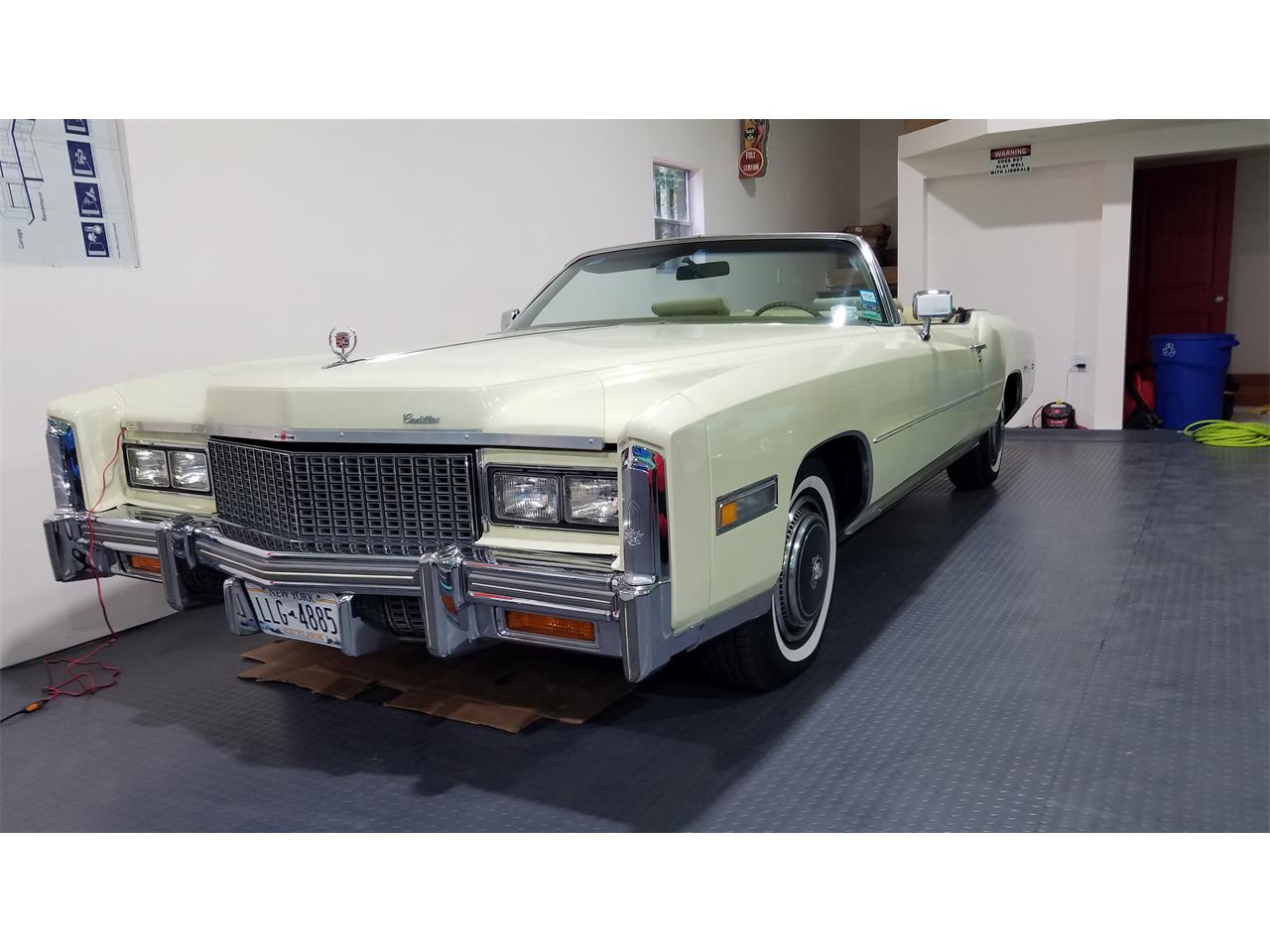 Cadillac-Eldorado-1976-Beige-Beige-21