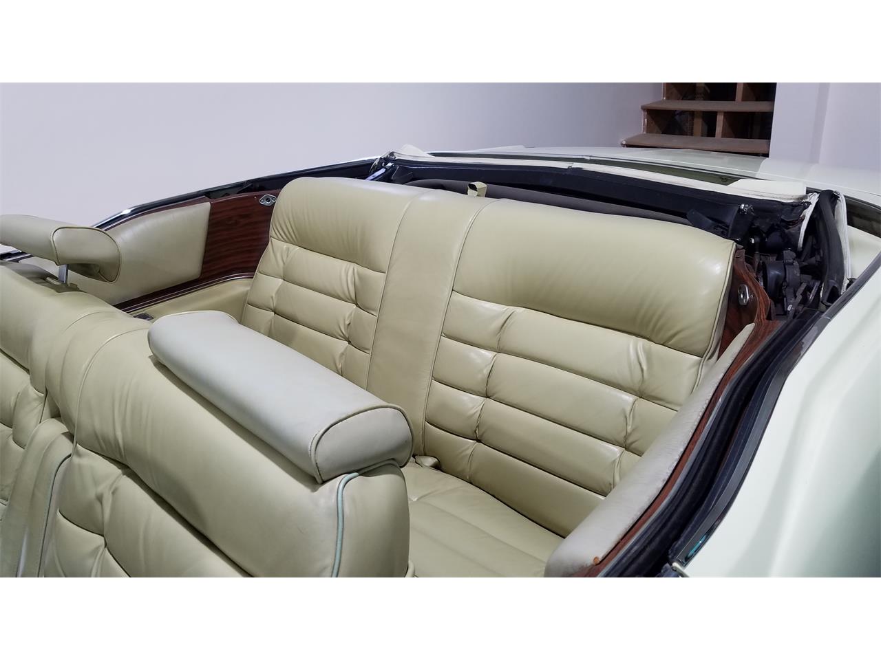 Cadillac-Eldorado-1976-Beige-Beige-5