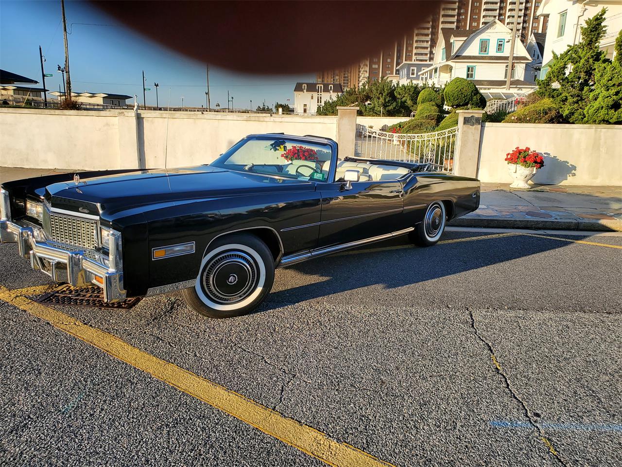Cadillac-Eldorado-1976-Black-White-1