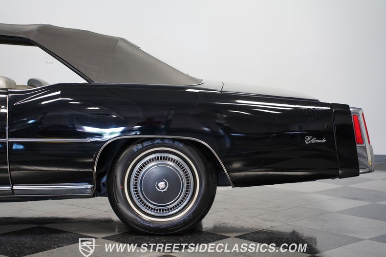 Cadillac-Eldorado-1976-Black-White-25