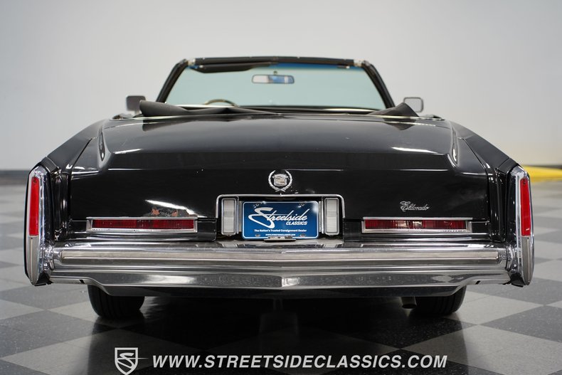 Cadillac-Eldorado-1976-Black-White-26