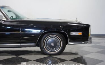 Cadillac-Eldorado-1976-Black-White-31