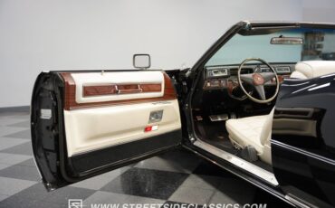 Cadillac-Eldorado-1976-Black-White-37