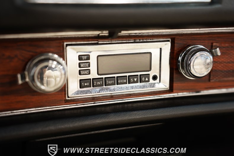 Cadillac-Eldorado-1976-Black-White-45