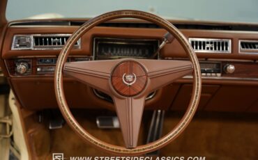 Cadillac-Eldorado-1976-Calumet-Cream-Beige-35