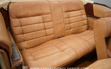 Cadillac-Eldorado-1976-Calumet-Cream-Beige-40
