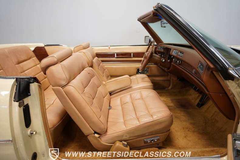 Cadillac-Eldorado-1976-Calumet-Cream-Beige-43