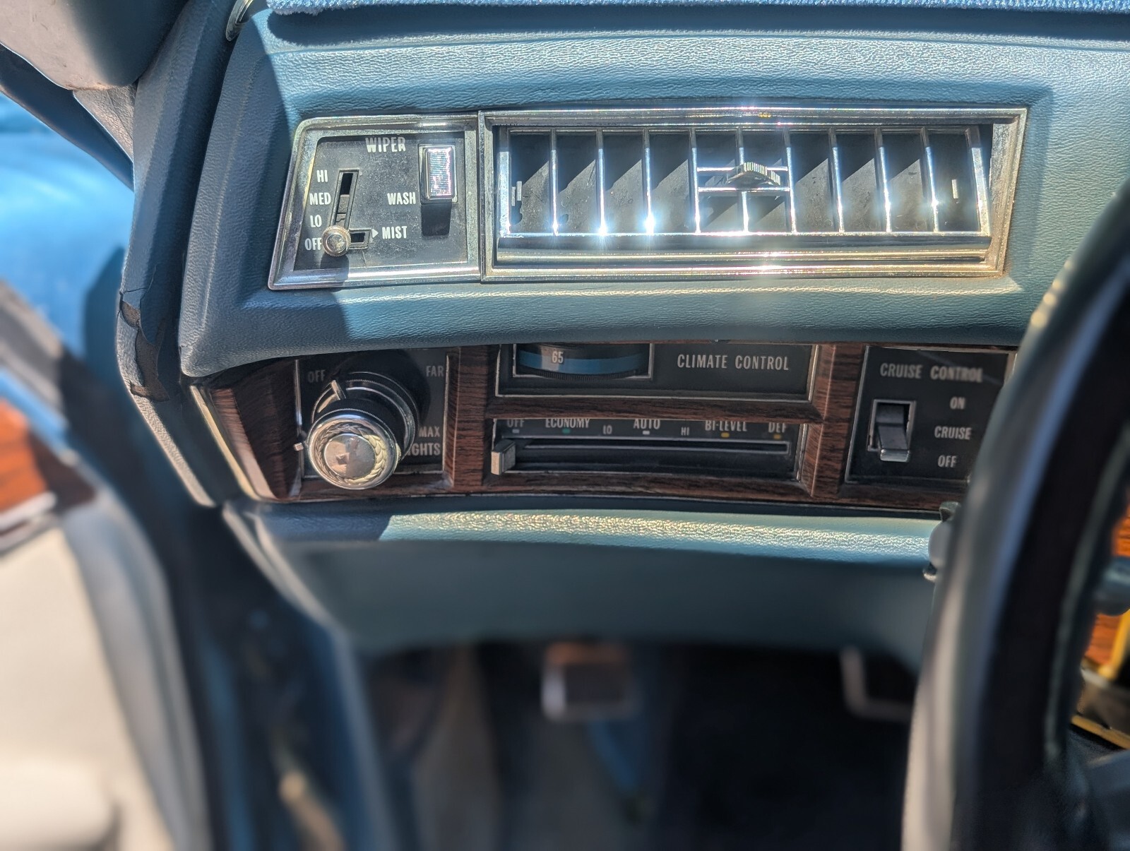 Cadillac-Eldorado-1976-Convertible-9
