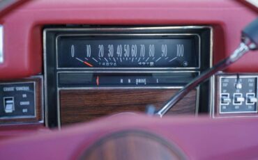 Cadillac-Eldorado-1976-White-White-Leather-28