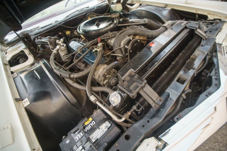 Cadillac-Eldorado-1976-White-White-Leather-31