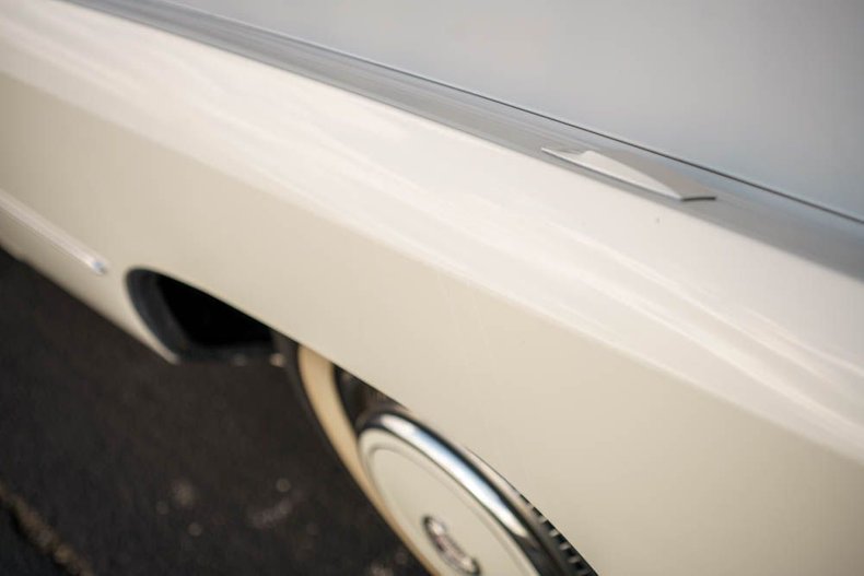 Cadillac-Eldorado-1976-White-White-Leather-49