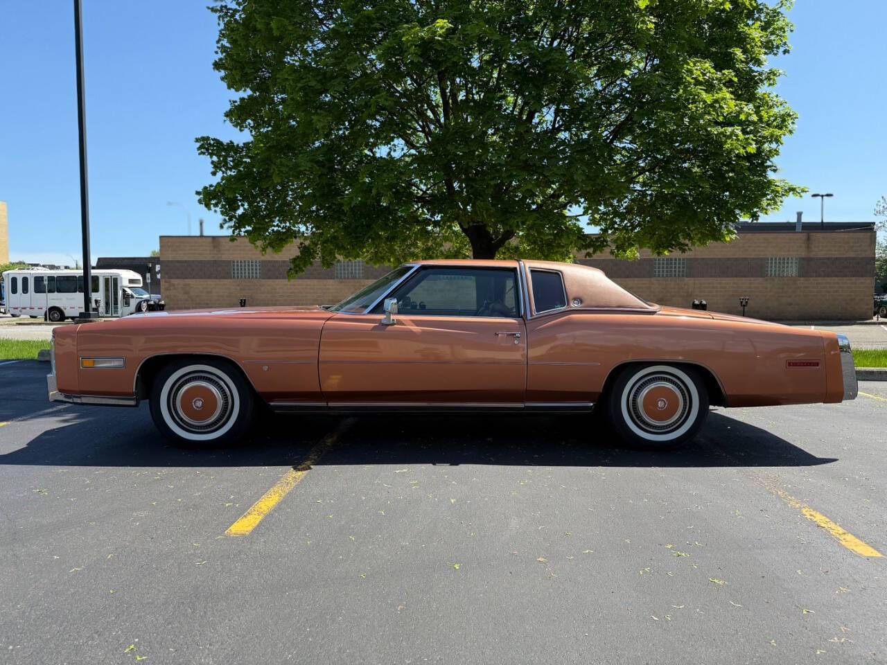 Cadillac-Eldorado-1977-Coupe-7