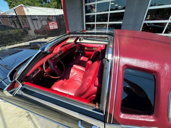 Cadillac-Eldorado-1978-BlackDeep-Red-Top-Deep-Red-13