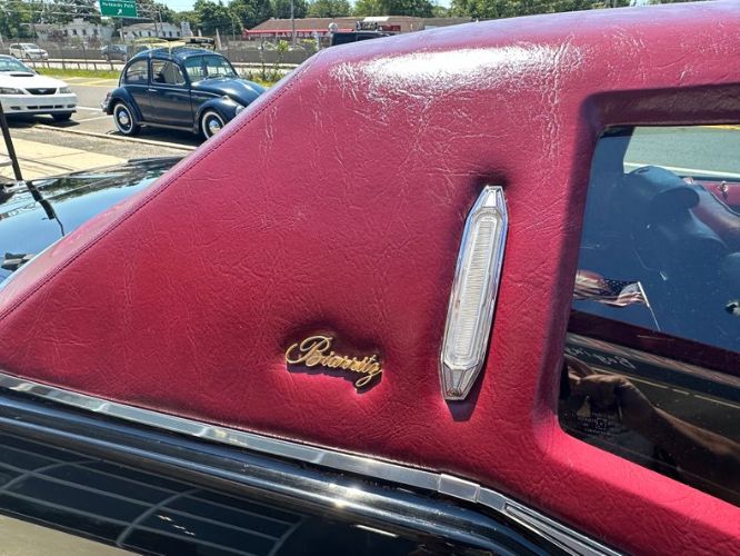 Cadillac-Eldorado-1978-BlackDeep-Red-Top-Deep-Red-23