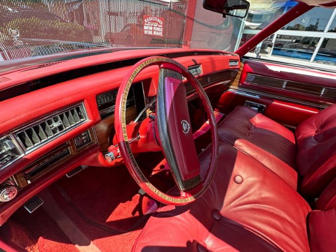 Cadillac-Eldorado-1978-BlackDeep-Red-Top-Deep-Red-29