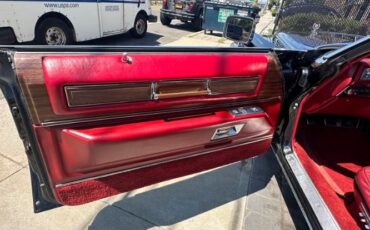 Cadillac-Eldorado-1978-BlackDeep-Red-Top-Deep-Red-30