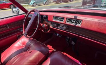 Cadillac-Eldorado-1978-BlackDeep-Red-Top-Deep-Red-33