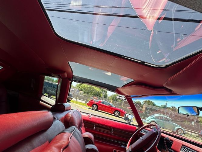 Cadillac-Eldorado-1978-BlackDeep-Red-Top-Deep-Red-35