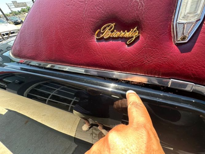 Cadillac-Eldorado-1978-BlackDeep-Red-Top-Deep-Red-42