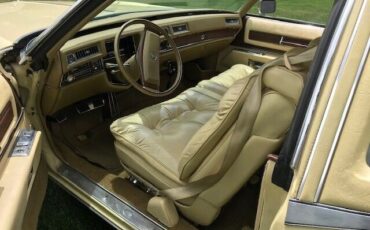 Cadillac-Eldorado-1978-Colonial-Yellow-4