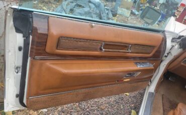 Cadillac-Eldorado-1978-Pearl-White-11