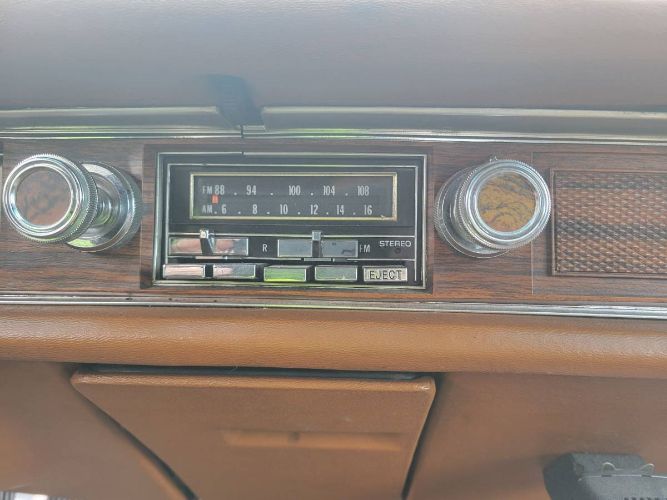 Cadillac-Eldorado-1978-Pearl-White-8