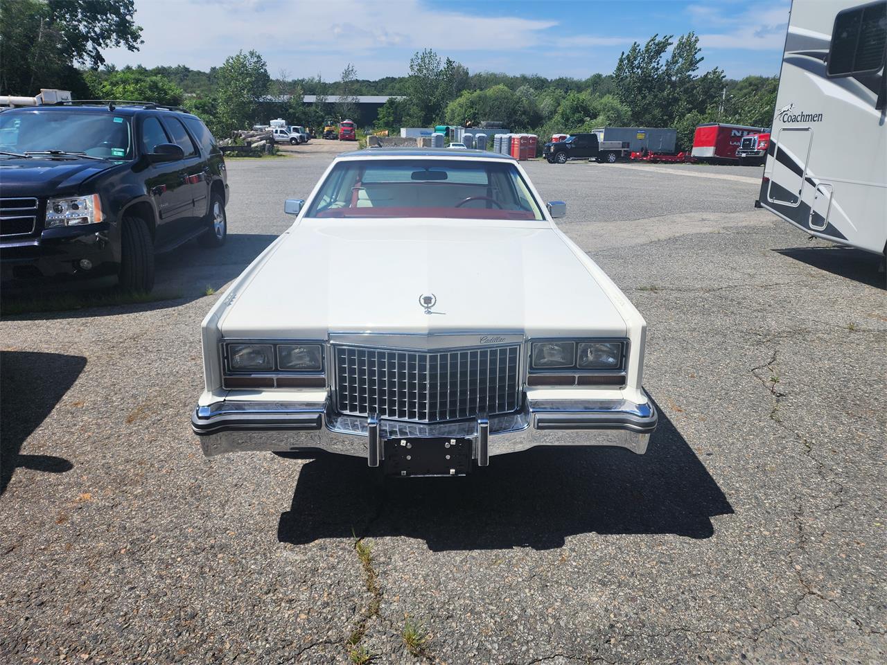 Cadillac-Eldorado-1980-White-white-with-red-dash-1
