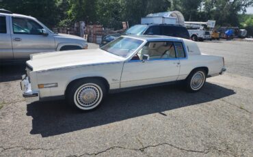 Cadillac-Eldorado-1980-White-white-with-red-dash