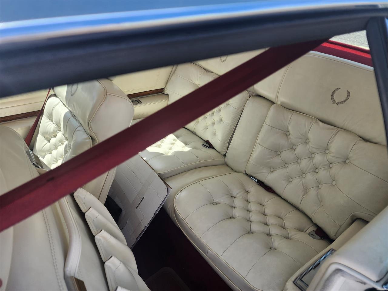 Cadillac-Eldorado-1980-White-white-with-red-dash-7