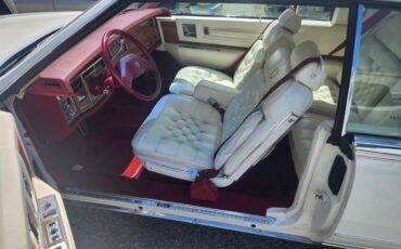 Cadillac-Eldorado-1980-White-white-with-red-dash-8
