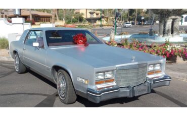 Cadillac-Eldorado-1982-Silver-Red-10