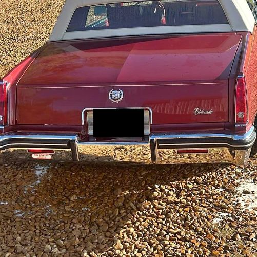 Cadillac-Eldorado-1983-1