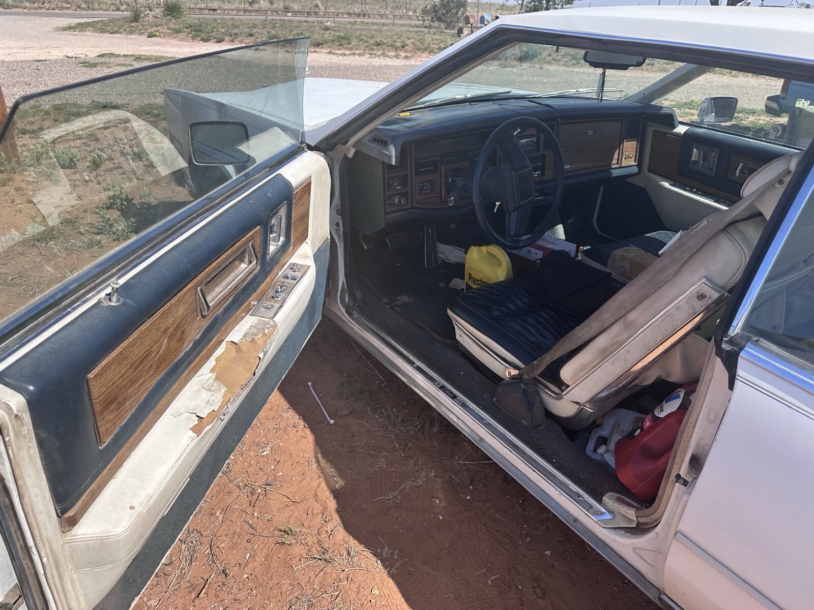 Cadillac-Eldorado-1985-8