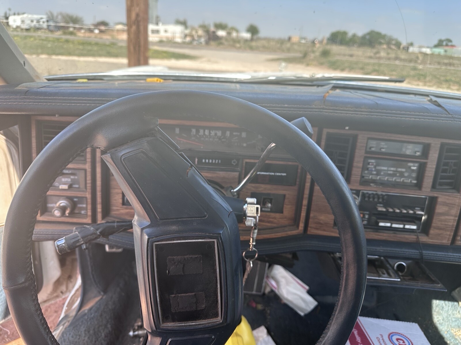 Cadillac-Eldorado-1985-9