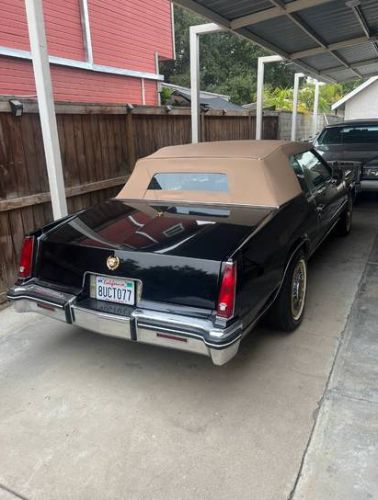 Cadillac-Eldorado-1985-Black-Beige-5