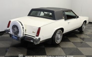 Cadillac-Eldorado-1985-Cotillion-White-Dark-Blue-15