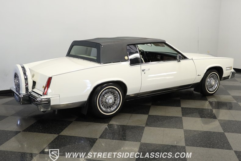 Cadillac-Eldorado-1985-Cotillion-White-Dark-Blue-16