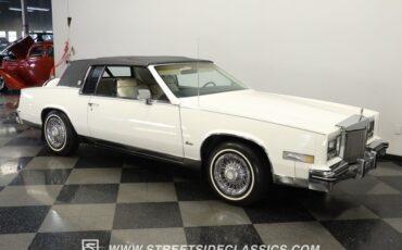 Cadillac-Eldorado-1985-Cotillion-White-Dark-Blue-18