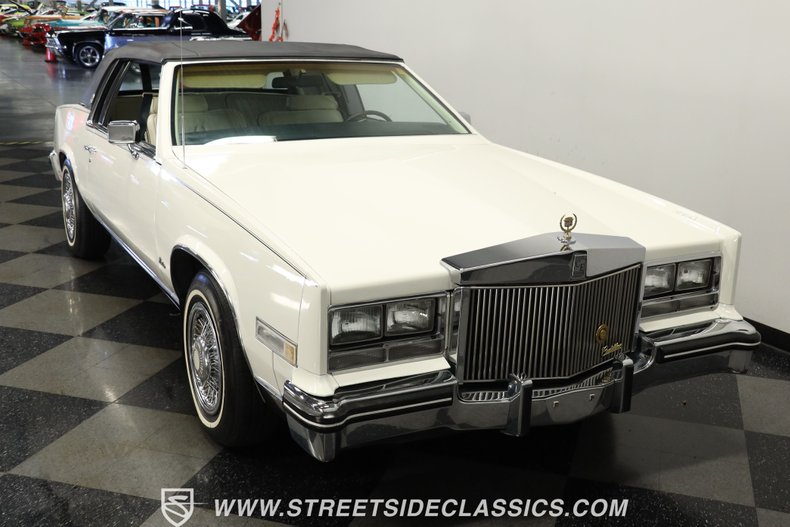 Cadillac-Eldorado-1985-Cotillion-White-Dark-Blue-19