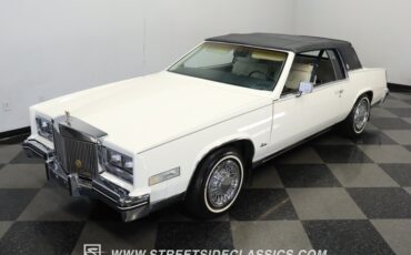 Cadillac-Eldorado-1985-Cotillion-White-Dark-Blue-23