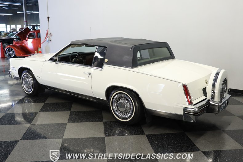 Cadillac-Eldorado-1985-Cotillion-White-Dark-Blue-3