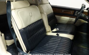 Cadillac-Eldorado-1985-Cotillion-White-Dark-Blue-38