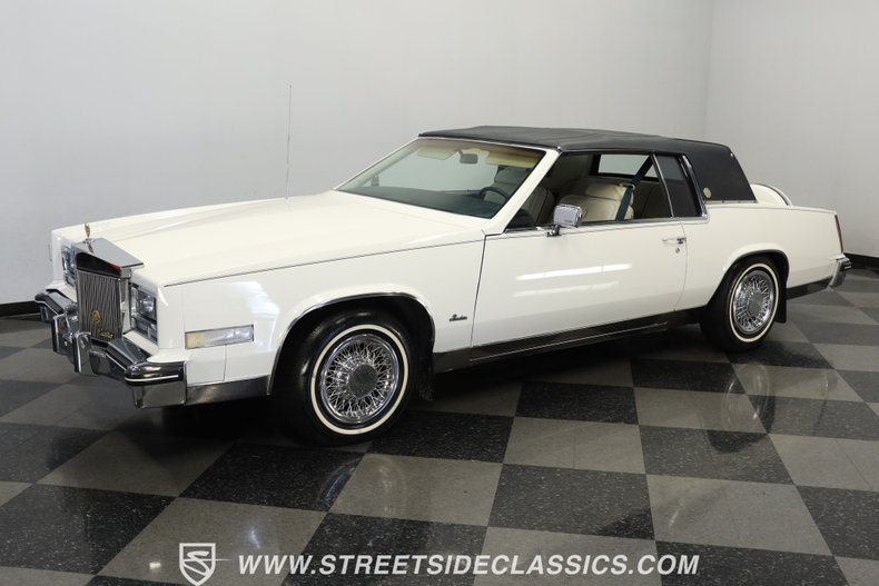 Cadillac-Eldorado-1985-Cotillion-White-Dark-Blue-45
