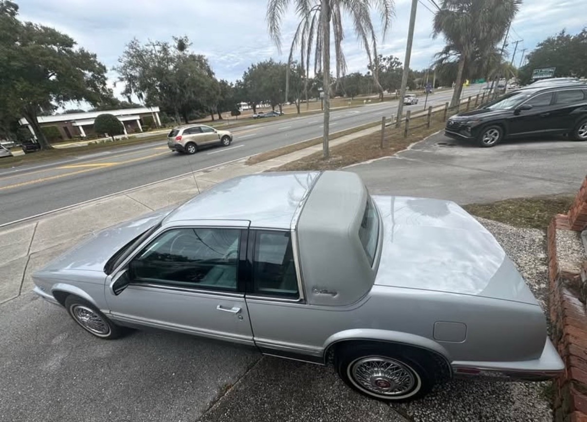 Cadillac-Eldorado-1987-1