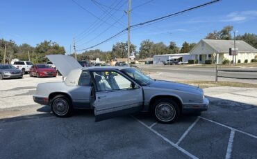 Cadillac-Eldorado-1987-23