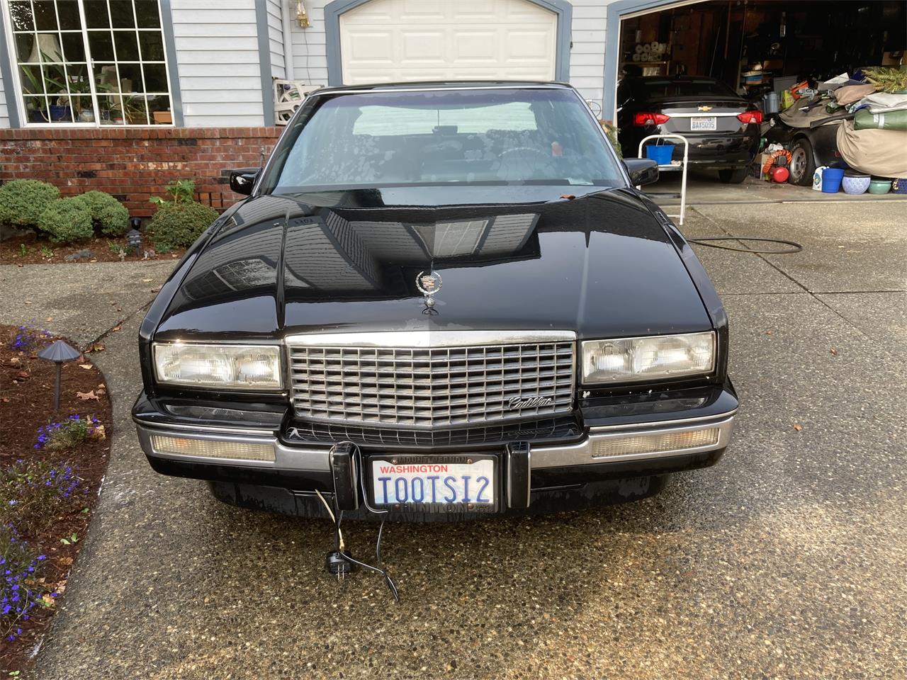Cadillac-Eldorado-1988-Black-Black-2