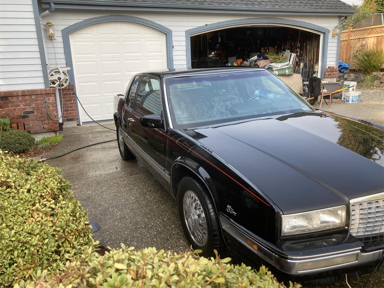 Cadillac-Eldorado-1988-Black-Black-3