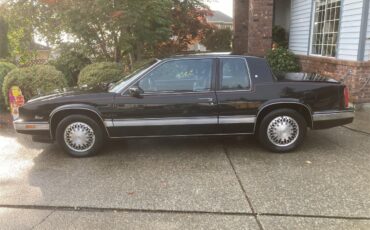 Cadillac-Eldorado-1988-Black-Black
